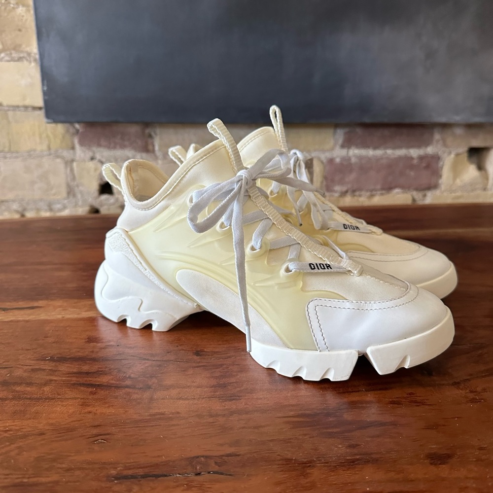 Dior D-Connect Sneaker